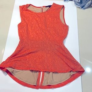 BCBGMAXAZRIA CORAL BLOUSE- perfect condition and elegant